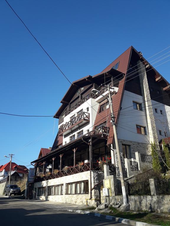 Hotel Magic Club Buşteni Exterior foto